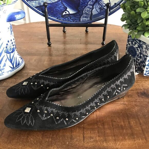 New Donald Pliner silver stud metallic wedge flats size 6 1/2 m - Picture 1 of 5